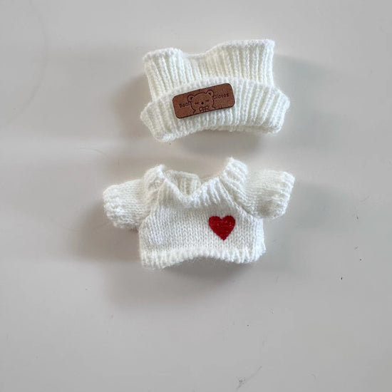 White Love Heart – Bear Hat & Sweater Set